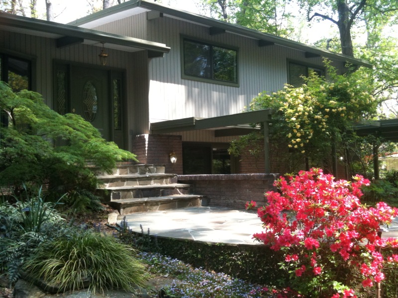 Mid-Century Modern Atlanta Home for sale