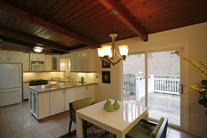 Mid century modern homes for sale in Atlanta, Northcrest mid-century modern homes, Atlanta Mid-century modern