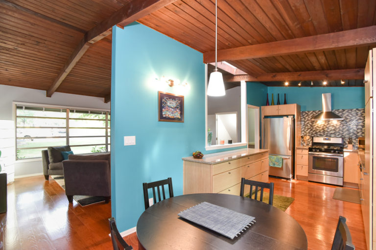 Atlanta MidCentury Modern for under 300k?!? domoREALTY