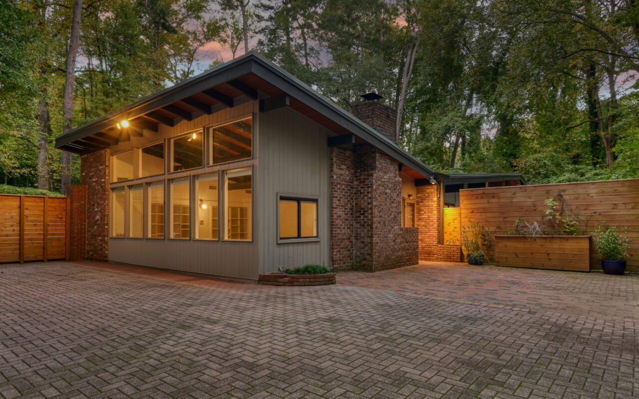 Atlanta Midcentury Modern Ranch SOLD!!! domoREALTY