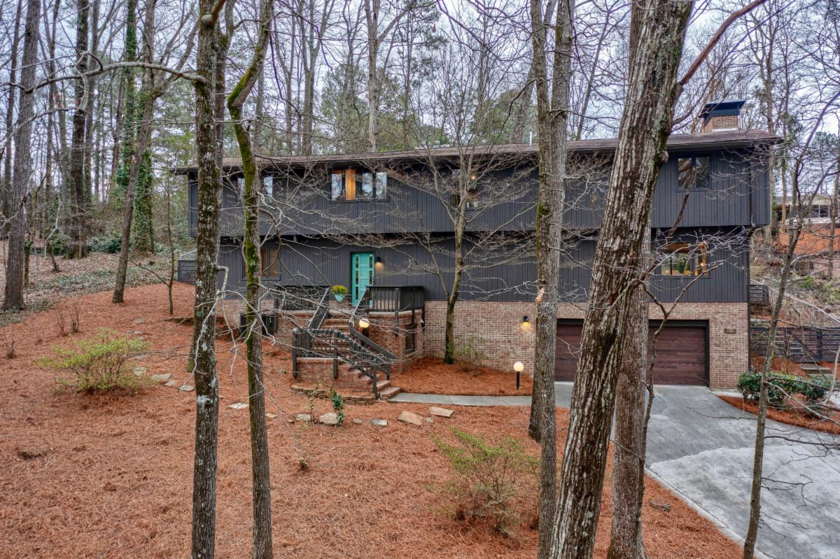 Atlanta Modern Treehouse JUST LISTED domoREALTY
