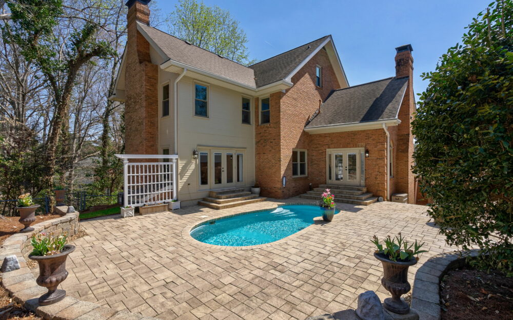 A Romantic Atlanta Home – 2454 Kings Ct. Atlanta GA 30345 A Romantic Atlanta Home – 2454 Kings Ct. Atlanta GA 30345