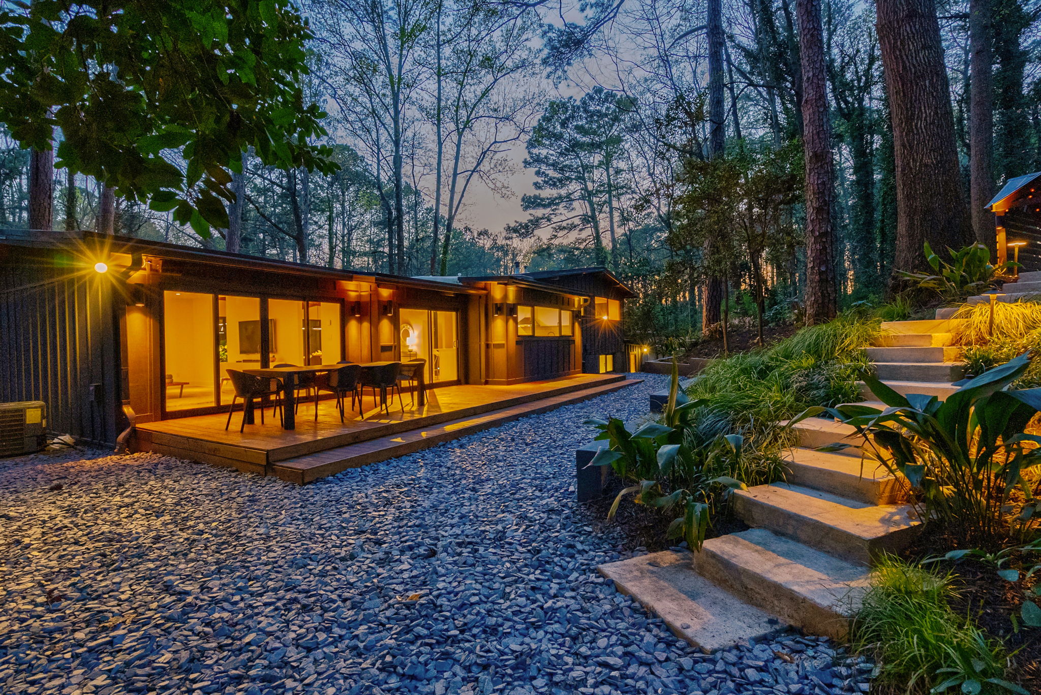 The HUNT for the perfect Atlanta midcentury modern domoREALTY