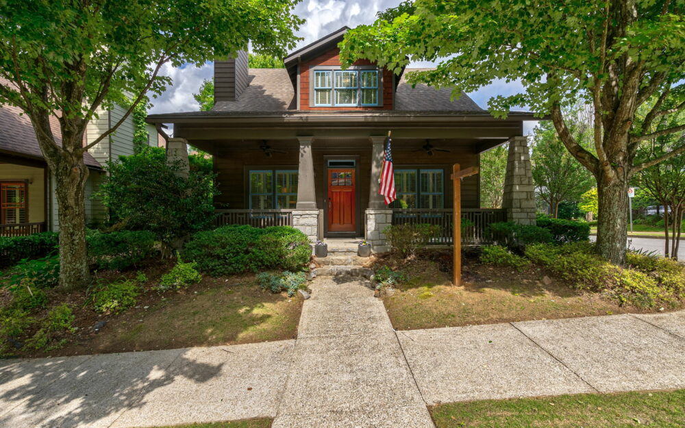 Darling Bungalow near Ormwood Park