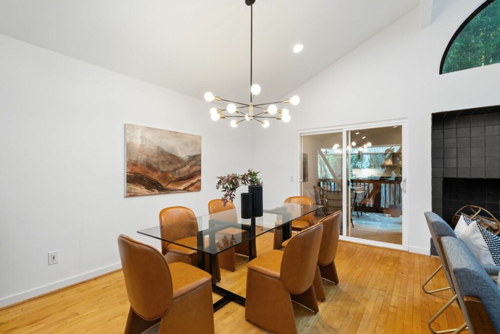 best Atlanta realtor, moving to metro Atlanta, cool mid century modern homes