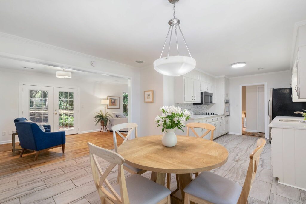 Top selling Atlanta listing agent, moving to Atlanta, Northcrest neighborhood