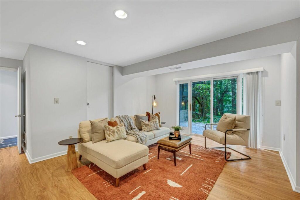 top selling listing agent in Atlanta, moving to Atlanta, mid century homes for sale in Atlanta