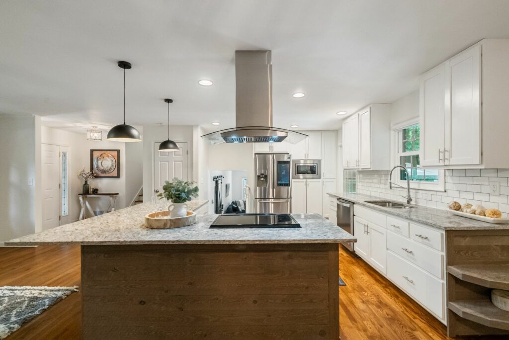Top Selling Atlanta Listing Agent, moving to Atlanta, find the coolest Atlanta homes
