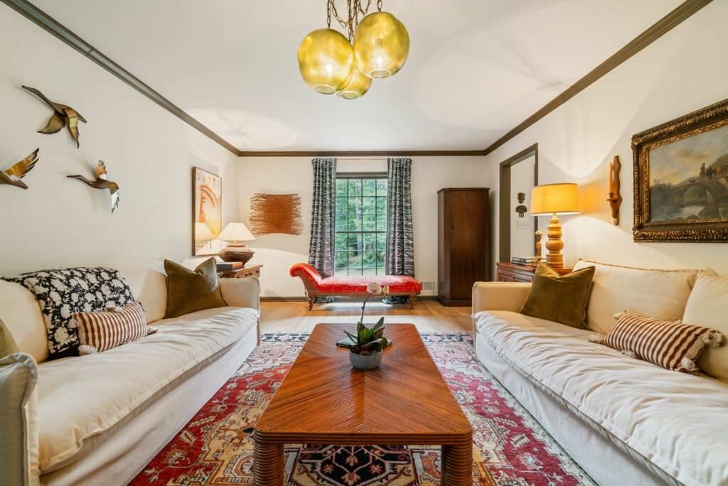 #1 Atlanta realtor, top selling metro Atlanta listing agent, cool homes for sale in Sandy Springs