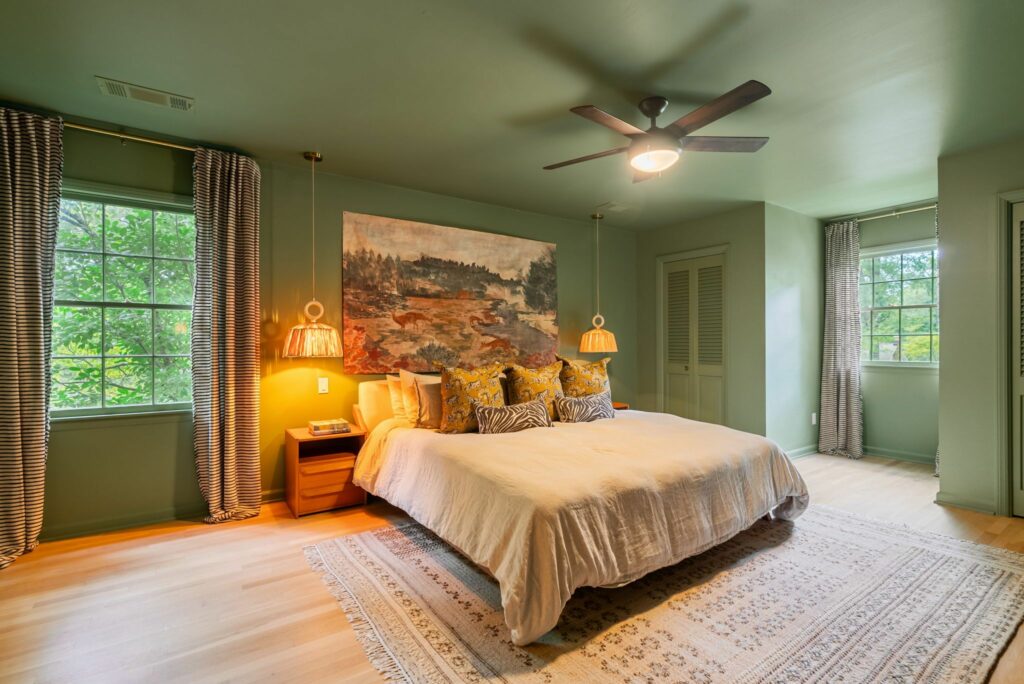#1 Atlanta realtor, top selling metro Atlanta listing agent, cool homes for sale in Sandy Springs