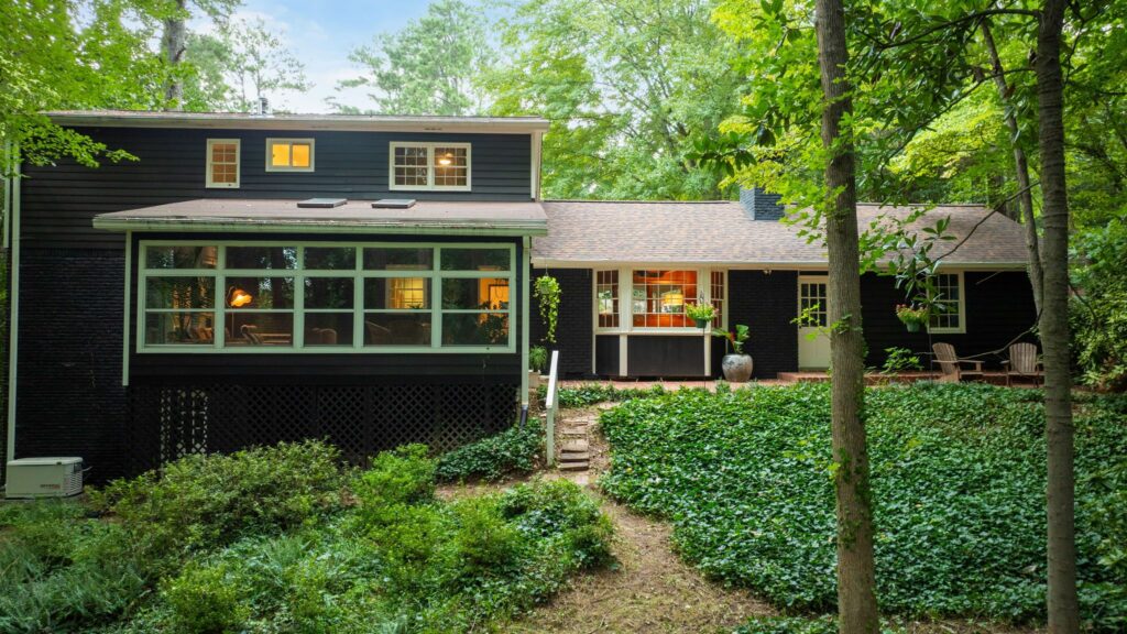 #1 Atlanta realtor, top selling metro Atlanta listing agent, cool homes for sale in Sandy Springs