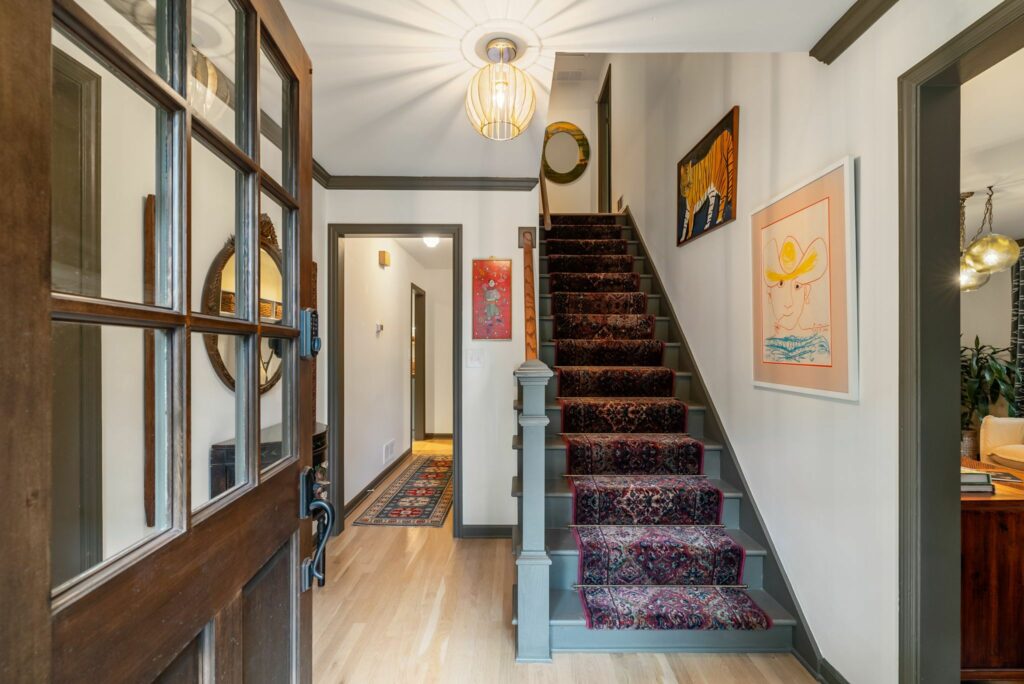 #1 realtor, best Atlanta listing agent, cool homes for sale in Sandy Springs
