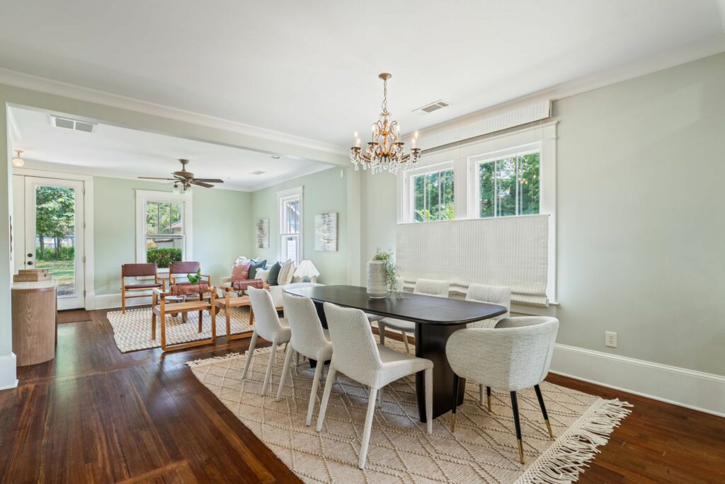Top selling Atlanta listing agent, find the best realtor near me, Atlanta Bungalows for sale, #1 Atlanta realtor