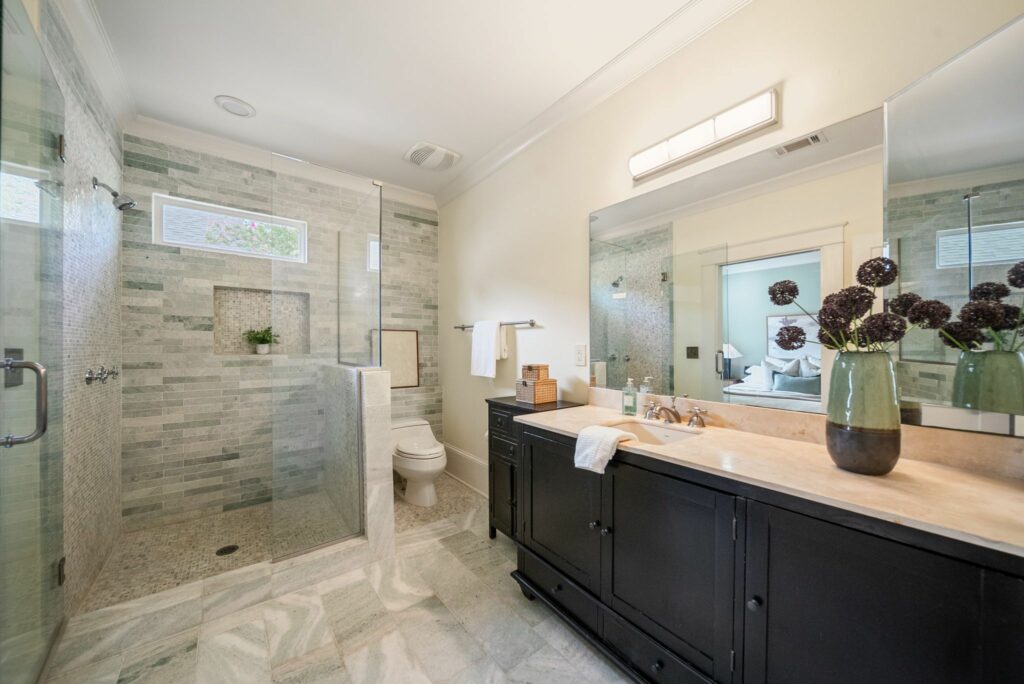 Top selling Atlanta listing agent, find the best realtor near me, Atlanta Bungalows for sale, #1 Atlanta realtor