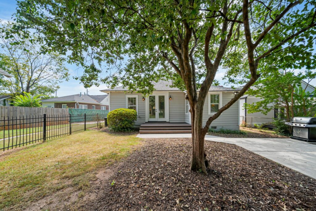 Top selling Atlanta listing agent, find the best realtor near me, Atlanta Bungalows for sale, #1 Atlanta realtor