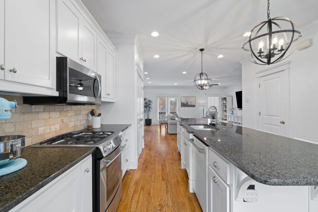 Atlanta's top selling listing agent, moving to Atlanta, homes for sale in Oakhurst