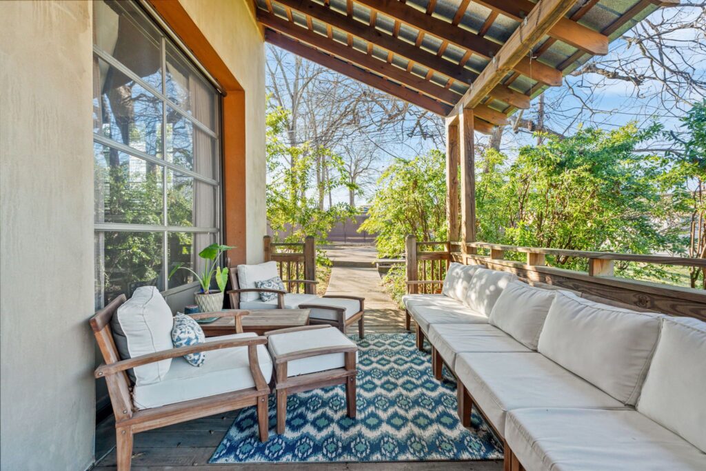 find the best Atlanta realtor near me, top selling listing agent, homes for sale in Avondale Estates, #1 Atlanta realtor